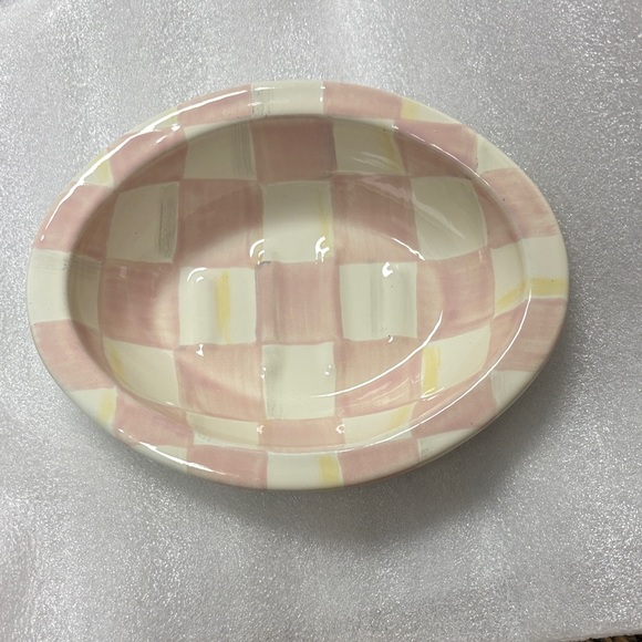 MacKenzie-Childs Other - MacKenzie-Childs rosy check soap dish